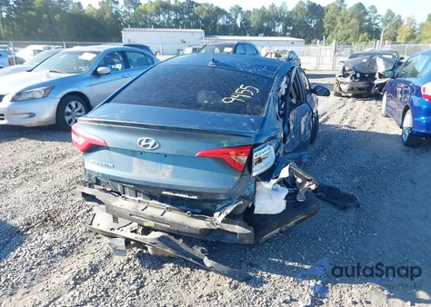 2017 Hyundai Sonata Se z USA, uszkodzony, nr VIN 5NPE24AF1HH505263